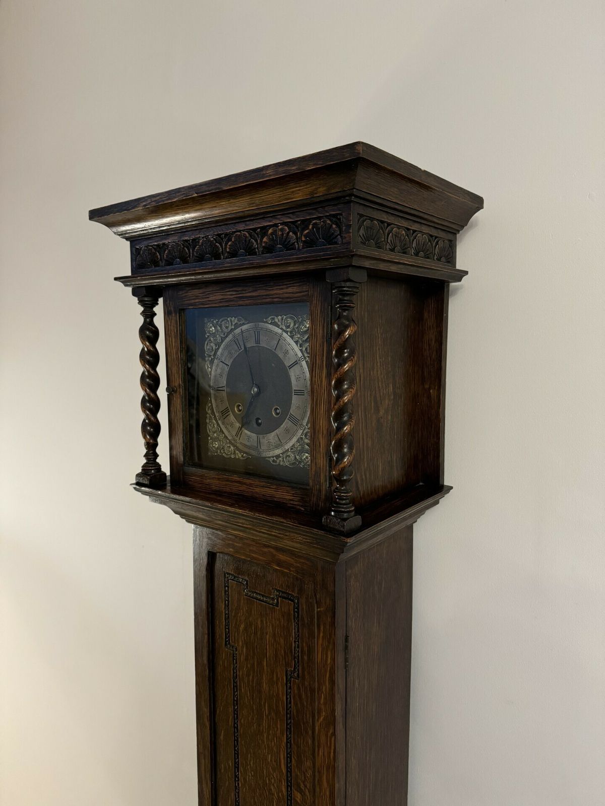 Fine Quality Antique Oak 8 Day Chiming Grandmother Clock photo for sale