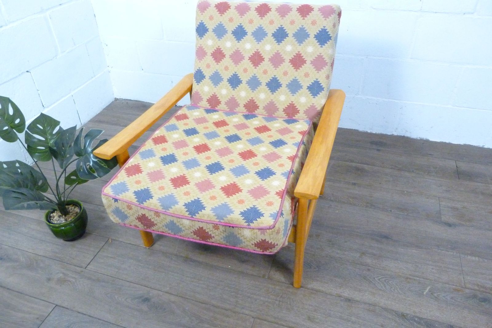 Furniture Mid Century Lounge Chair, 1960s photo