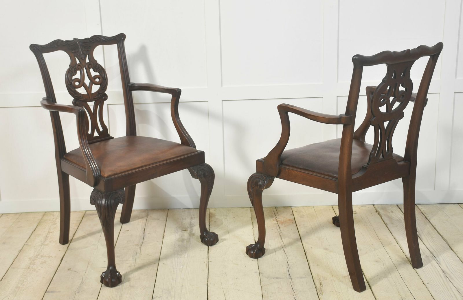 Set Of Eight Mahogany Dining Chairs In Chippendale Style photo vintage