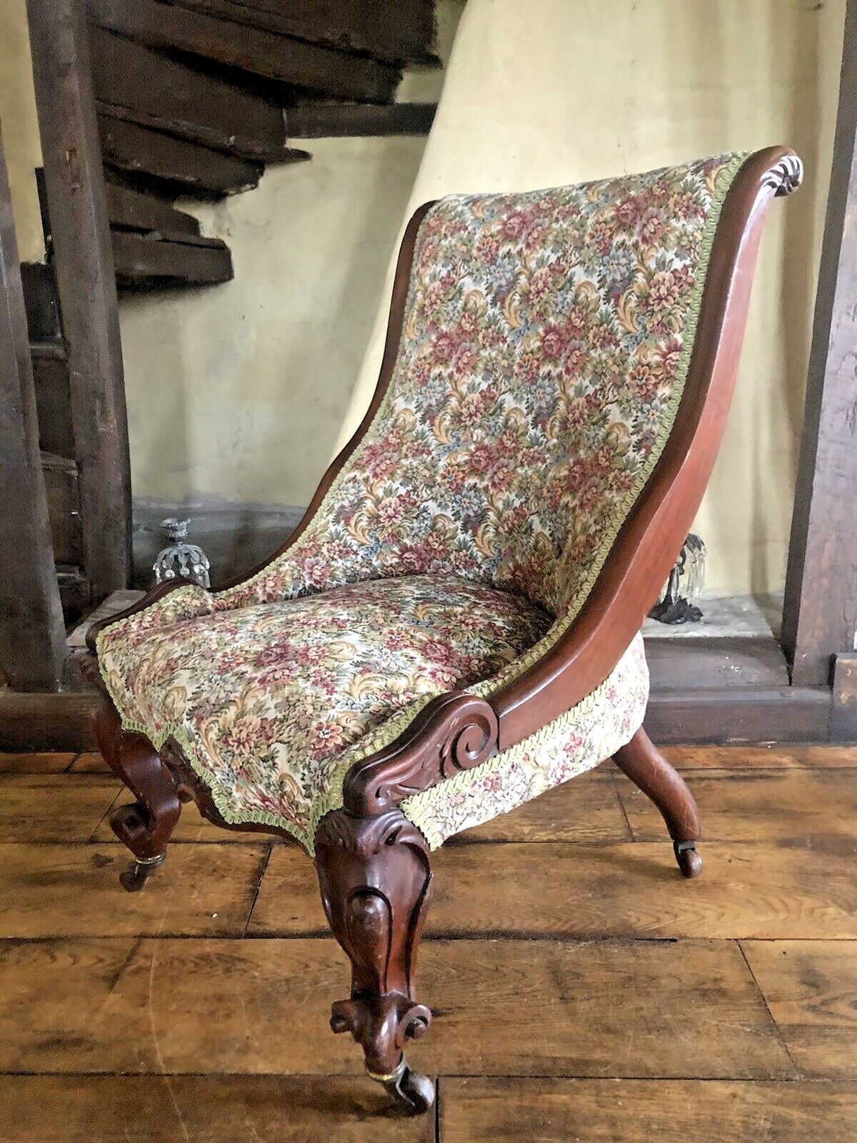 Original Antique Ornate Woven Tapestry Ladies Slipper Nursing Chair photo vintage