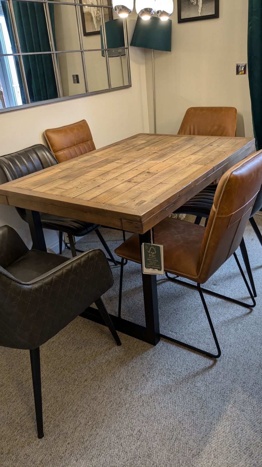 photo furniture Carter Extendable Dining Table And Six Chairs