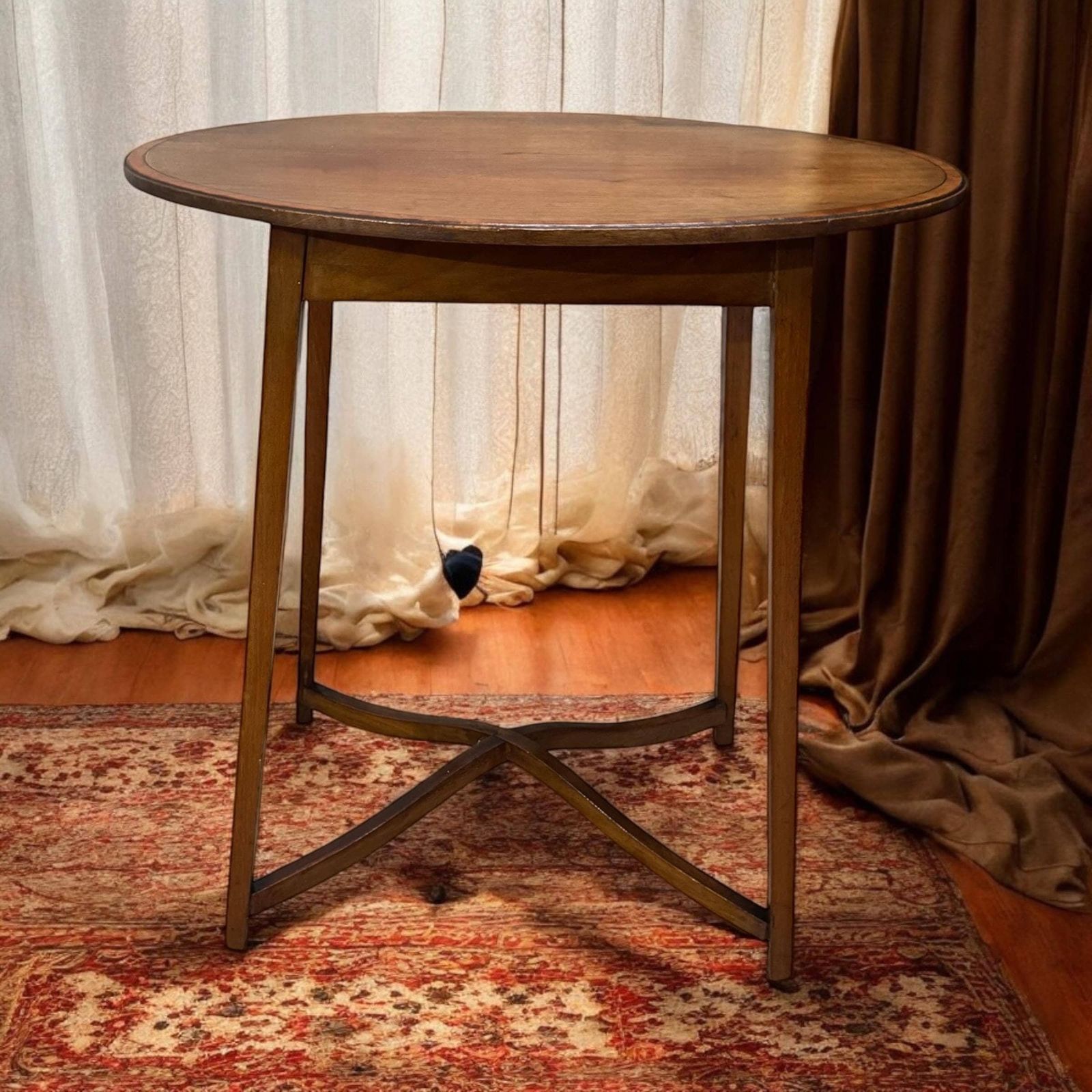 Antique Edwardian Occasional Coffee Table / Made In England C1910