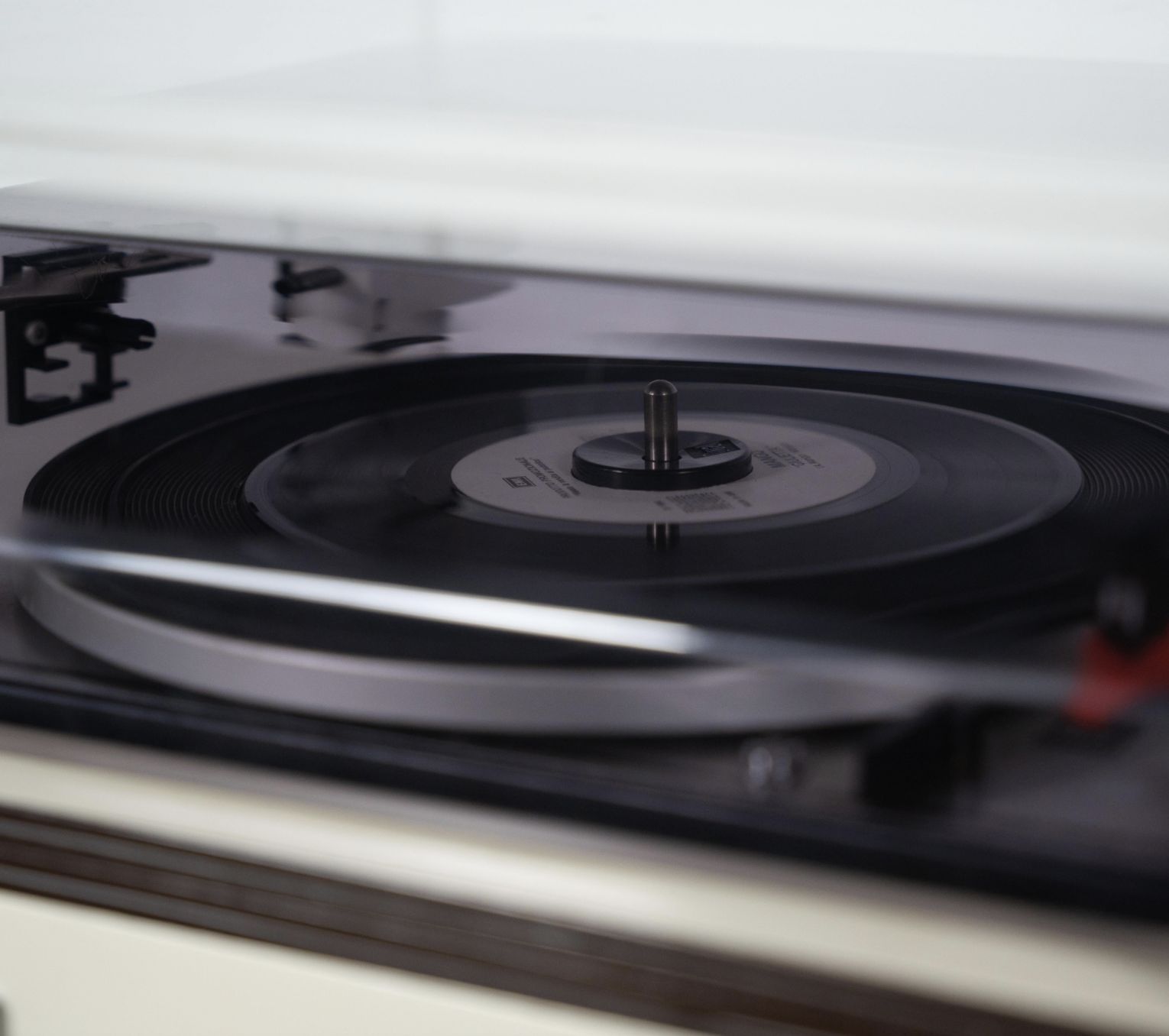 White Record Player Brionvega By Achille & Pier Giacomo Castiglioni, 1960s photo vintage