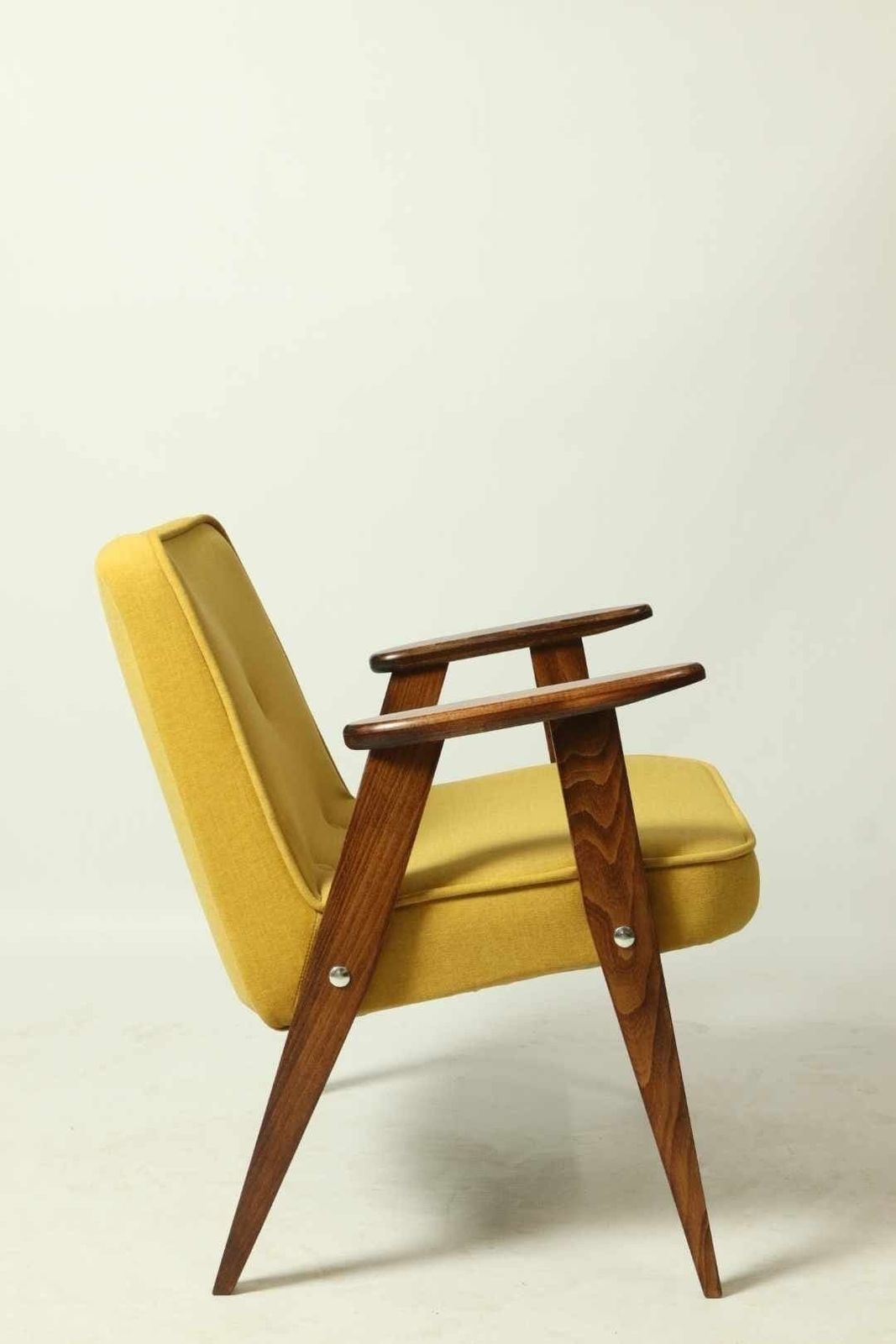 Vintage Fauteuil Naar Voorbeeld Van J. Chierowski, Jaren 1960, Geel Bekleed, Opgeknapt photo vinterior