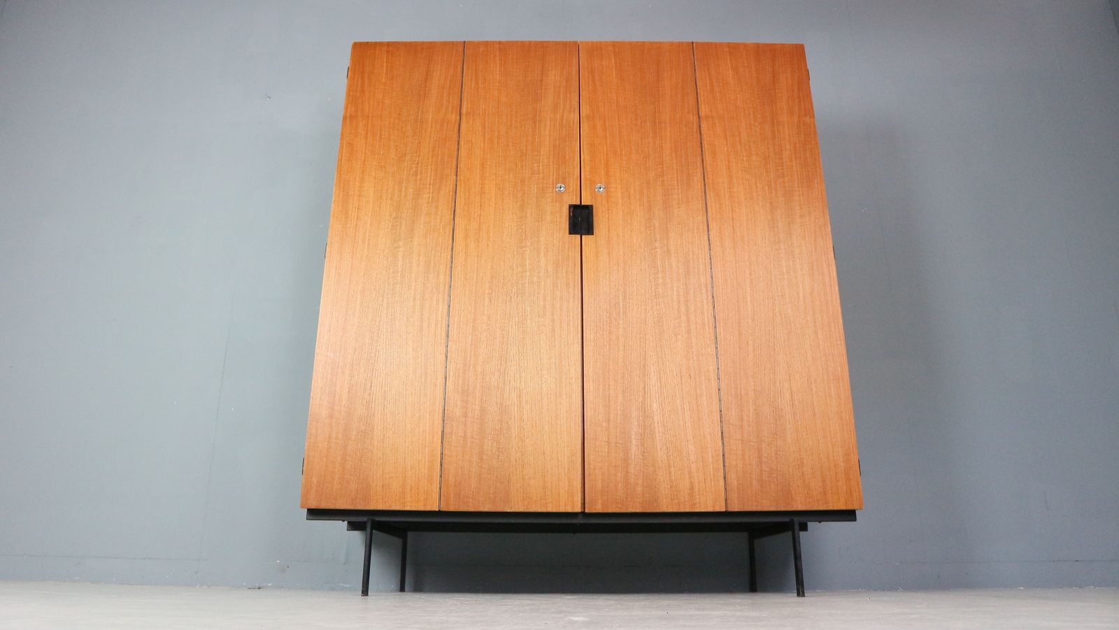 Furniture Cees Braakman Japanese Series "Ku14" Teak Wardrobe For Pastoe, 1960s photo