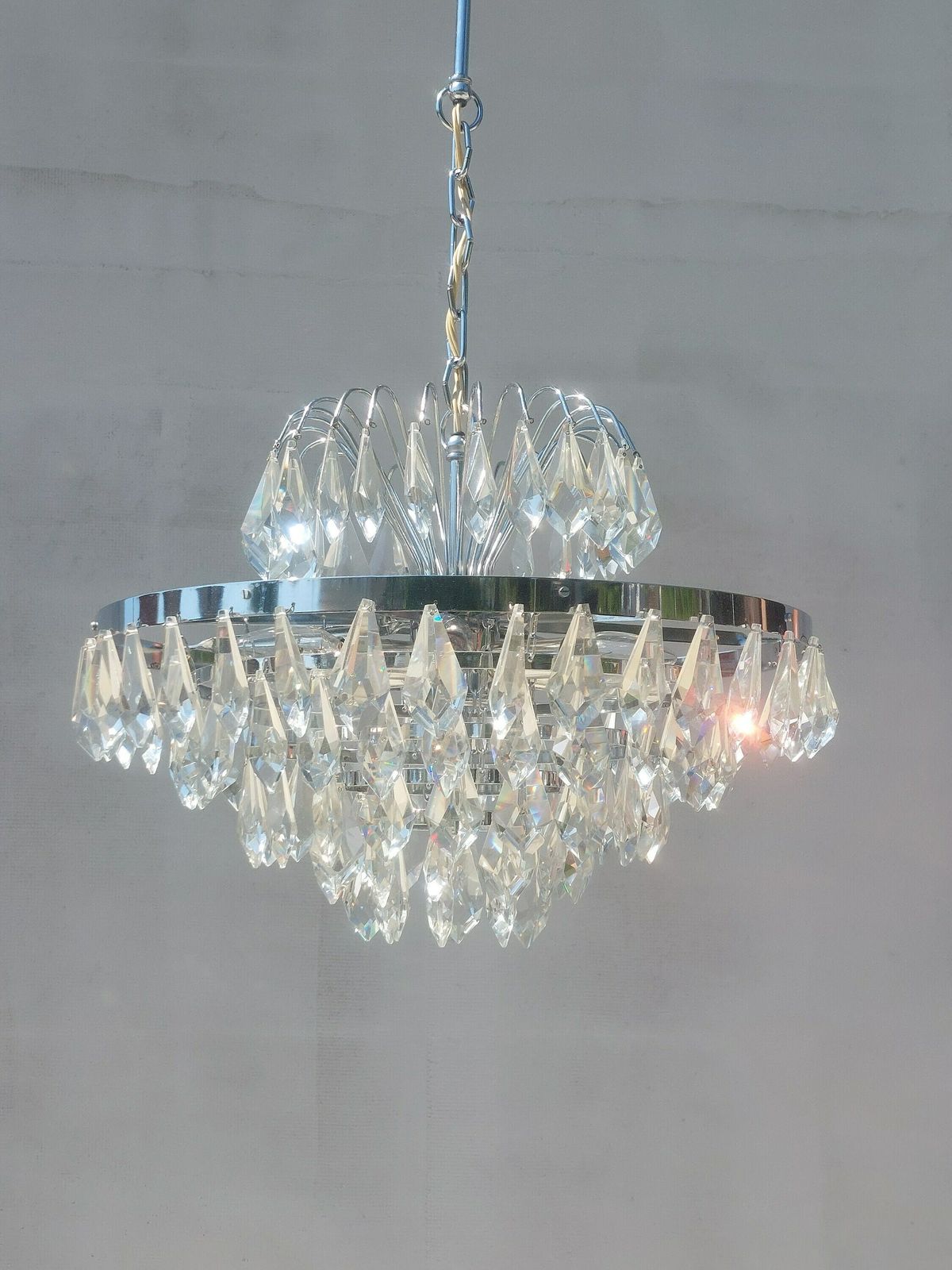 Large Vintage Crystal Chandelier / Richly Decorated Crystal Chandelier / Mcm Crystal Chandelier / Mcm Interior / Mcm Home / 1970's photo Lighting