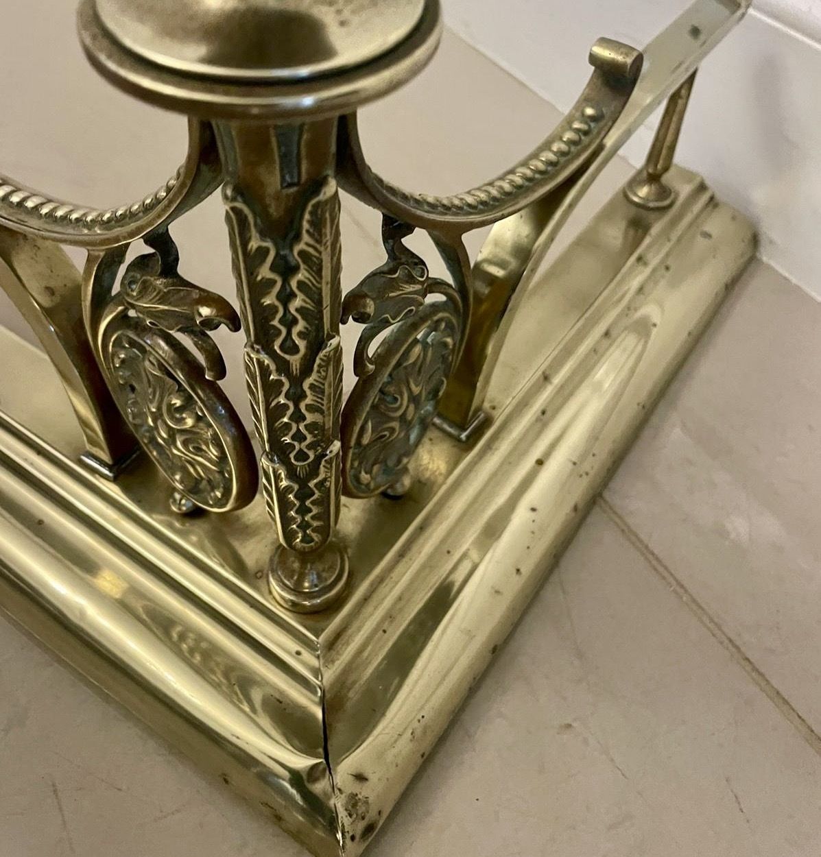 Antique 19th Century Quality Ornate Brass Fender photo vinterior