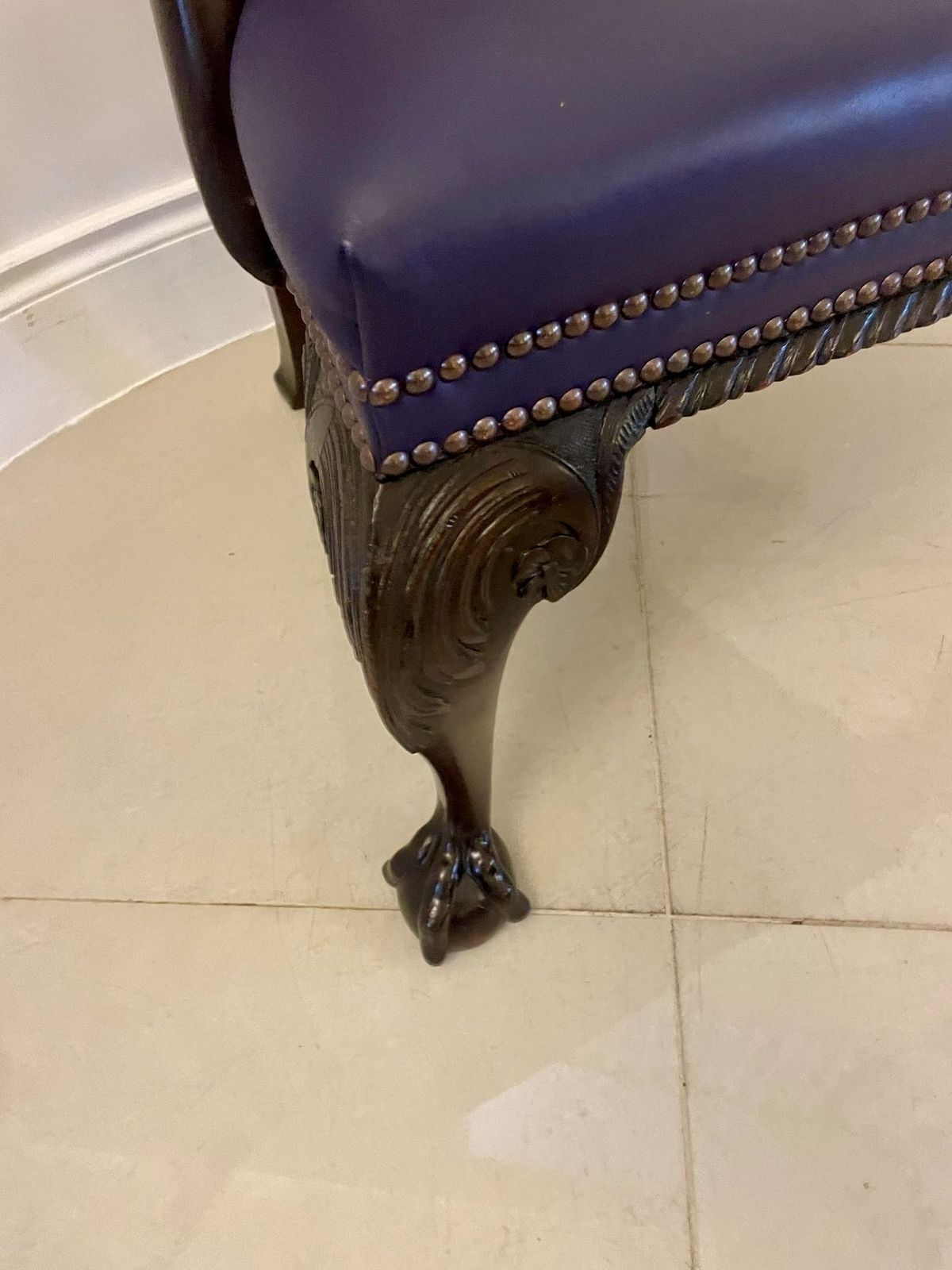 photo vintage Outstanding Quality Set Of 8 Antique 19th Century Carved Mahogany Dining Chairs