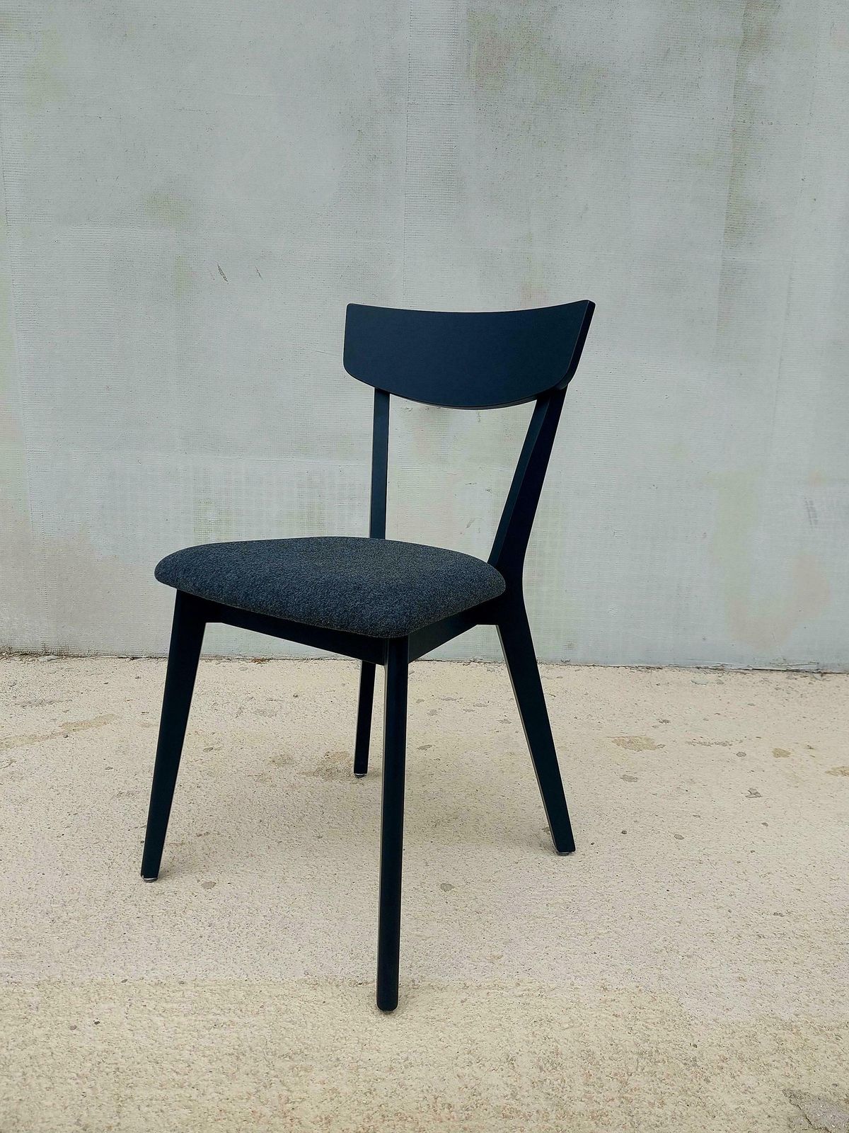 Retro Chair / Retro Dining Chair / Retro Furniture / Retro Ambience / Retro Home / Mid Century Modern / Mcm Chair / Mcm Home /70's photo for sale
