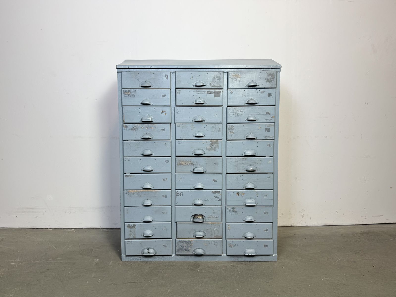 photo buy Grey Industrial Chest Of Drawers, 1960s, 2x