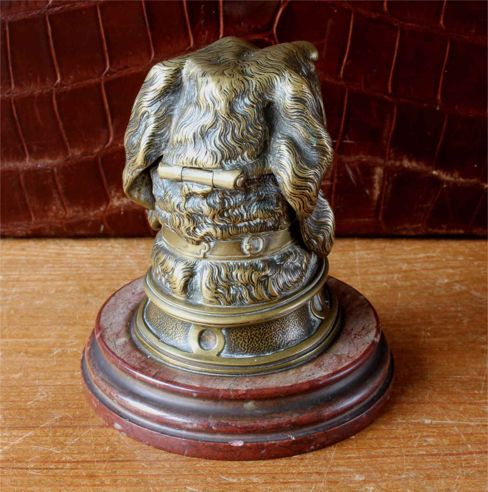 photo furniture Victorian Brass Dog Inkwell. Marble Spaniel Ink Stand. Paperweight C1880.