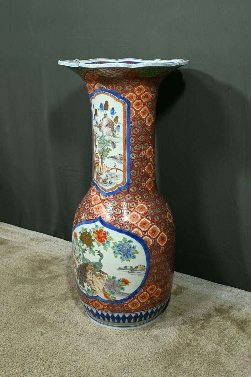 Japanese Porcelain Vase, Meiji Period – Late 19th Century photo Home Decor