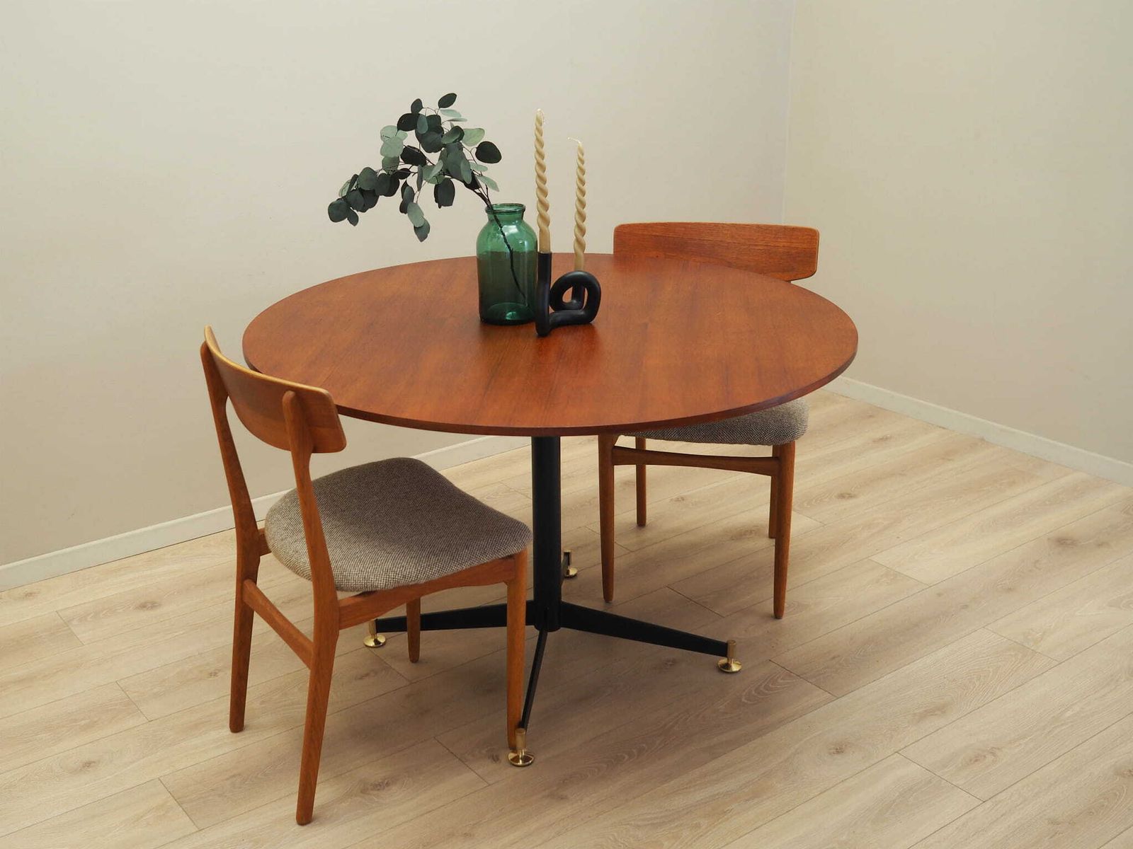 Teak Round Table, Italian Design, 1970s, Production: Italy photo for sale