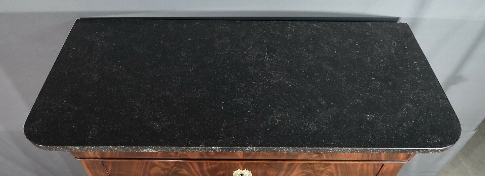 Mahogany Burl Chest Of Drawers, Restoration Period – Early 19th Century photo buy
