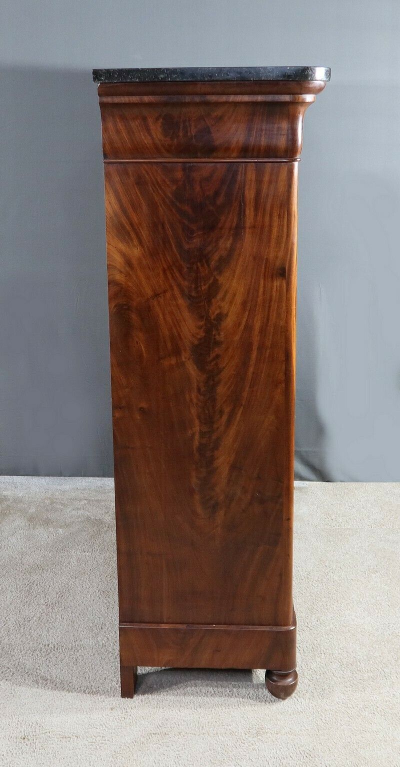 Furniture Mahogany Burl Chest Of Drawers, Restoration Period – Early 19th Century photo