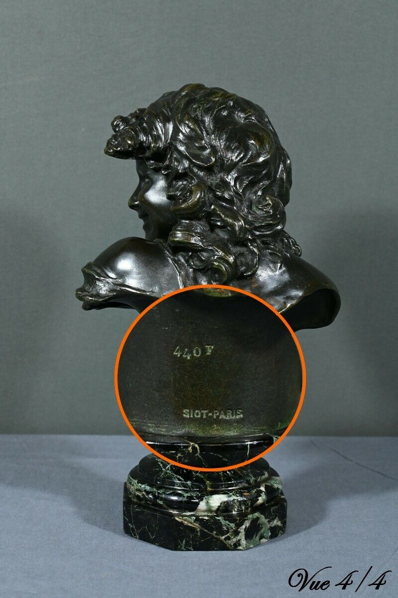 photo buy Bronze “Laughing Child”, Signed A.Injalbert – Late 19th Century