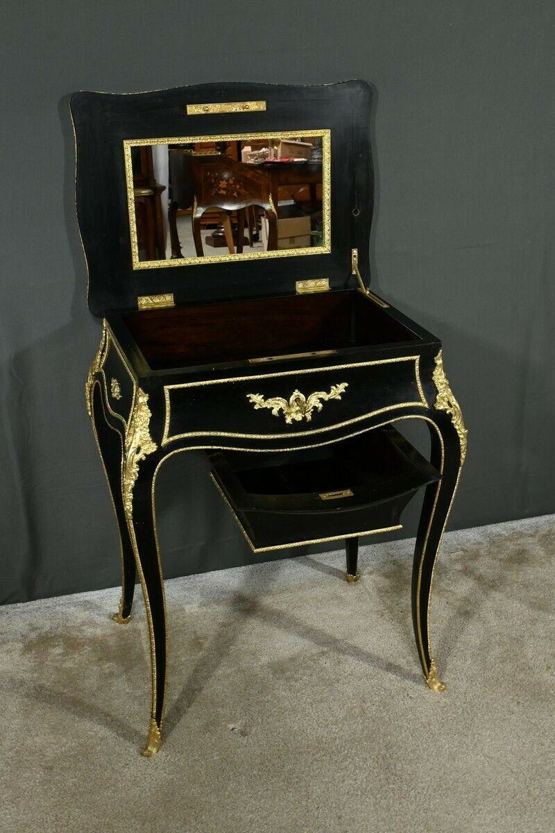 Blackened Pearwood Worker, Napoleon III Period – Mid 19th Century photo 1930.0