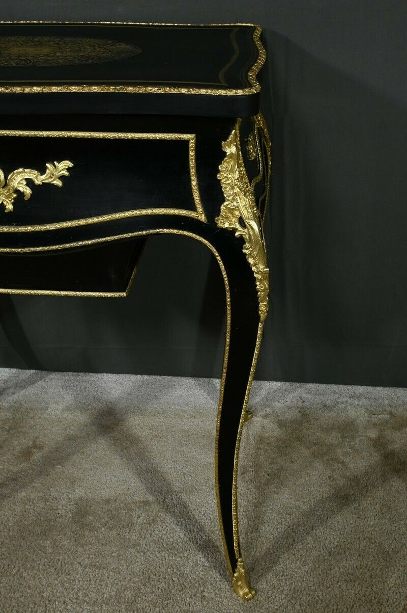 photo vinterior Blackened Pearwood Worker, Napoleon III Period – Mid 19th Century