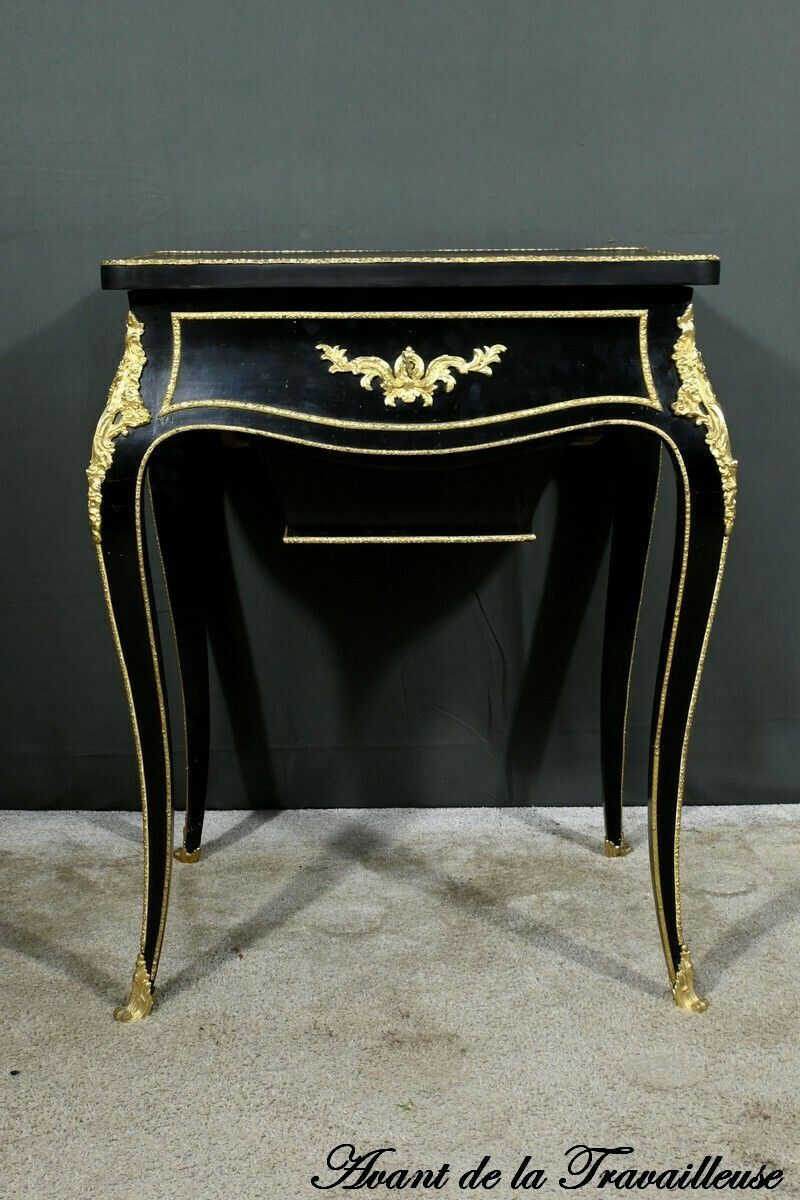 photo vintage Blackened Pearwood Worker, Napoleon III Period – Mid 19th Century