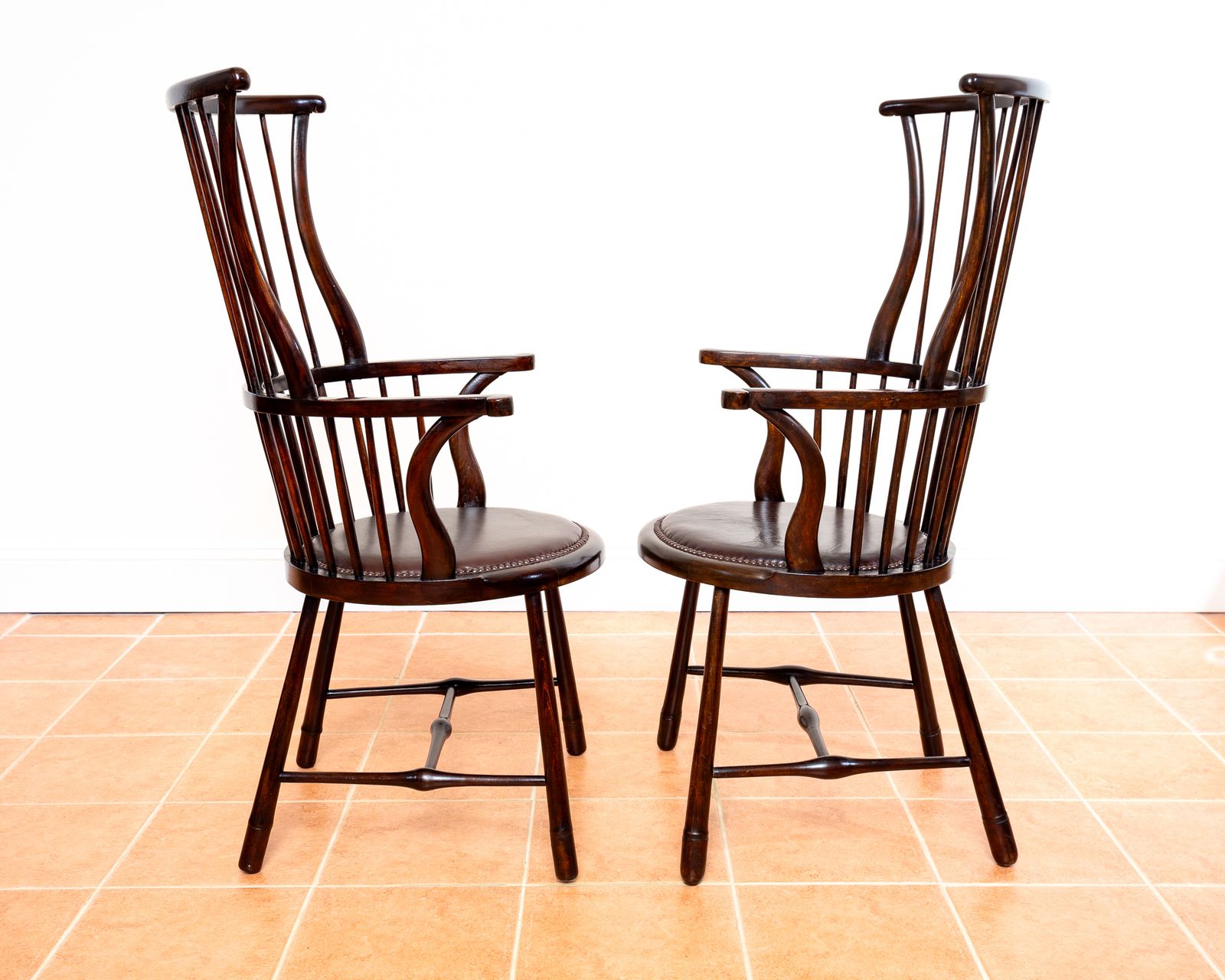 Pair Of Liberty Windsor Chairs Arts And Crafts Shawl Back Fan Back A.Ntique Art Nouveau Aesthetic Movement 1900s Leather Armchairs Country House photo 3950.0