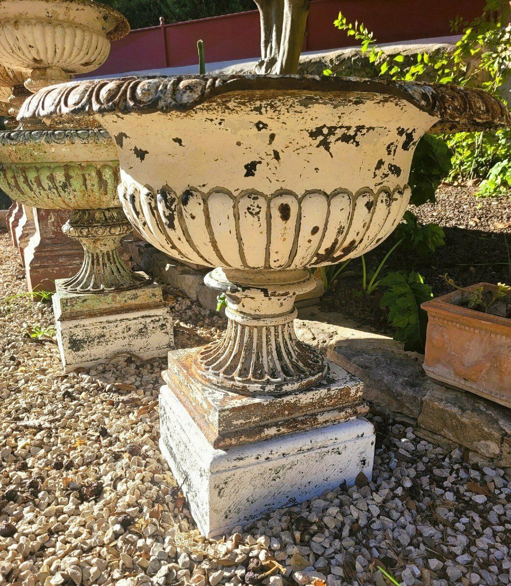 2 Cast Iron Garden Vases On Base, 19th Century photo vintage