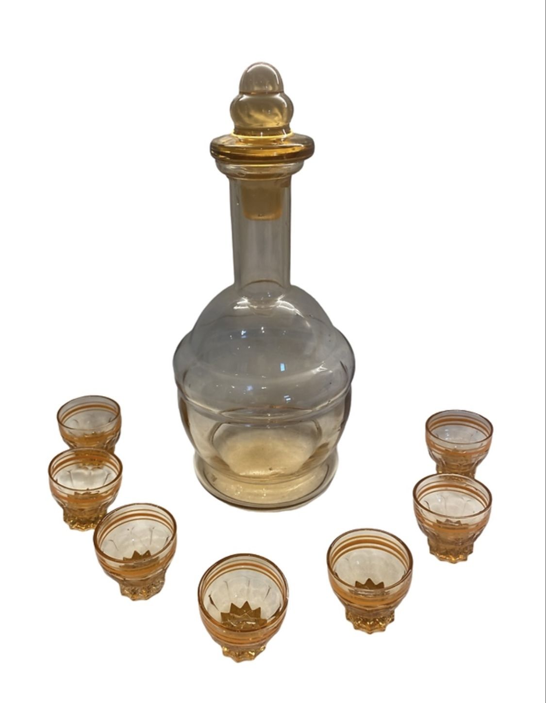 photo furniture Beautiful Peach Art Deco Decanter And 7 Small Shot Glasses