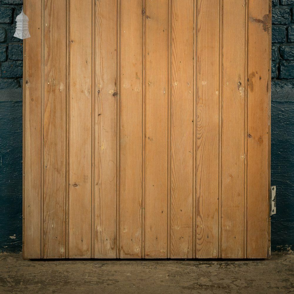 270.0 Framed Plank Door, Beaded Pine photo