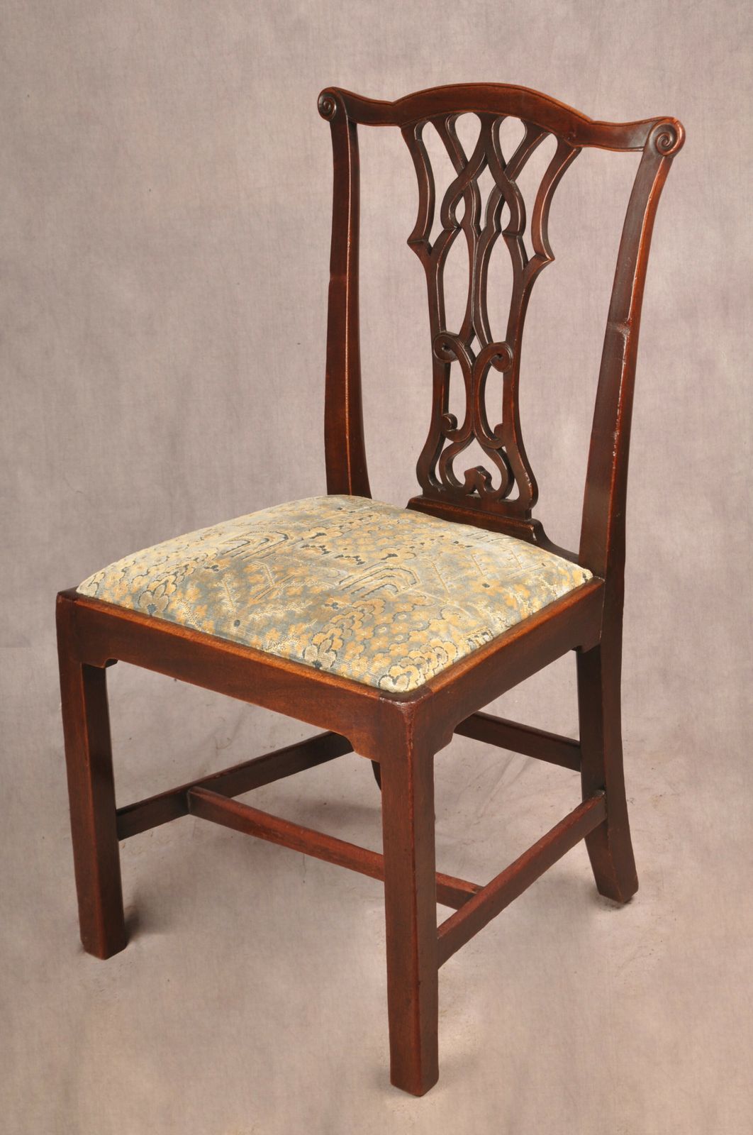 Set Of Six Mahogany Chippendale Chairs photo 1600.0