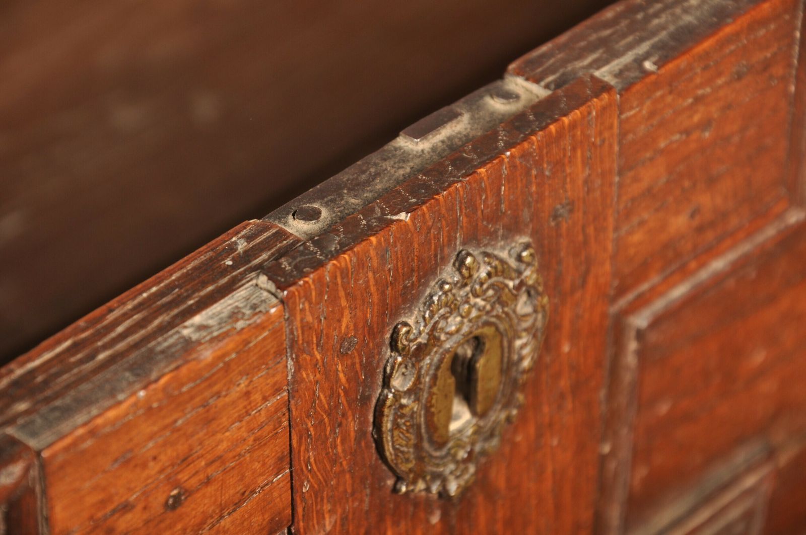 photo buy Charles II Oak Chest Of Drawers