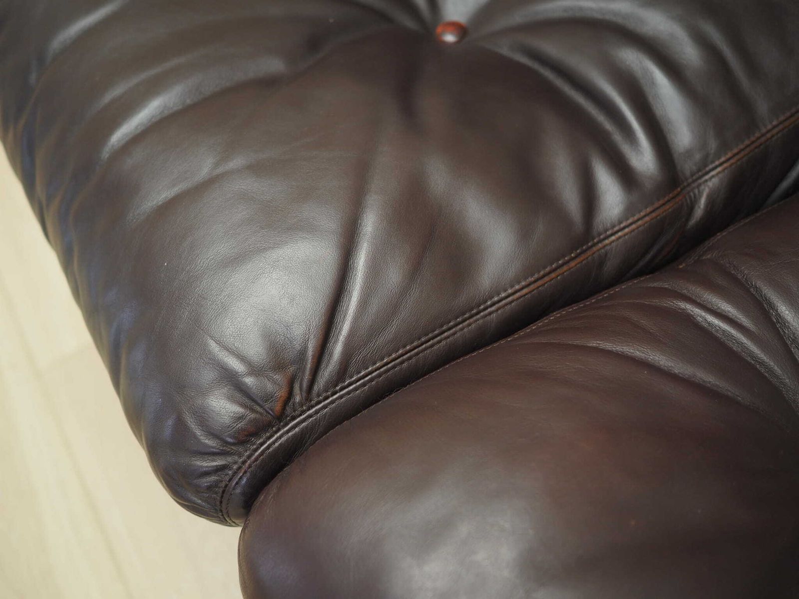 photo vintage Leather Living Room Set, Italian Design, 1960s, Manufacturer: B&B Italia, Designer: Tobia Scarpa
