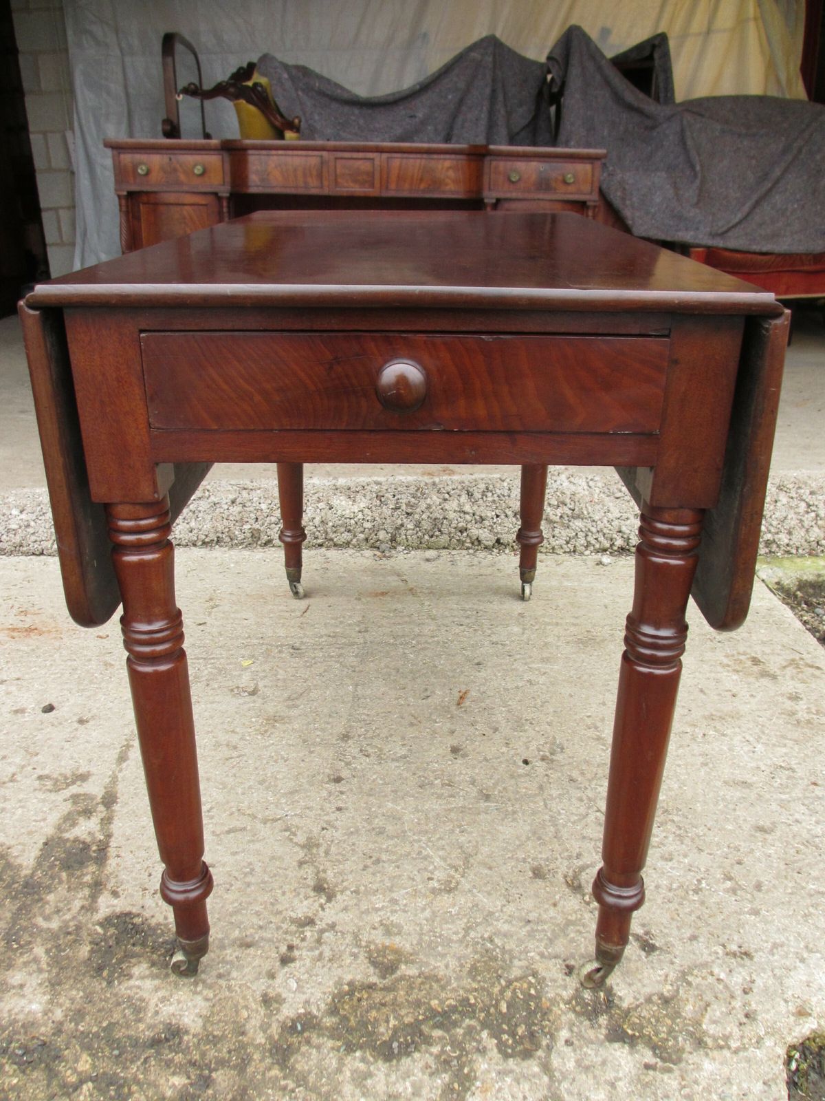 Victorian Mahogany Pembroke Table With Drawer photo 525.0