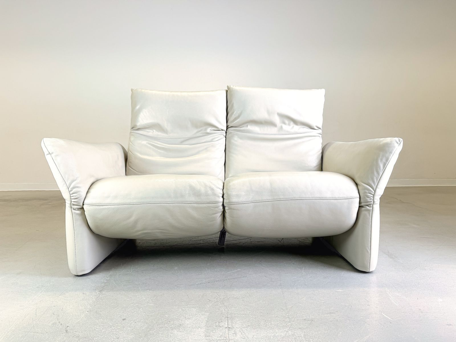 Koinor Sofa Elena Couch Foldable Two Seater Leather White Design