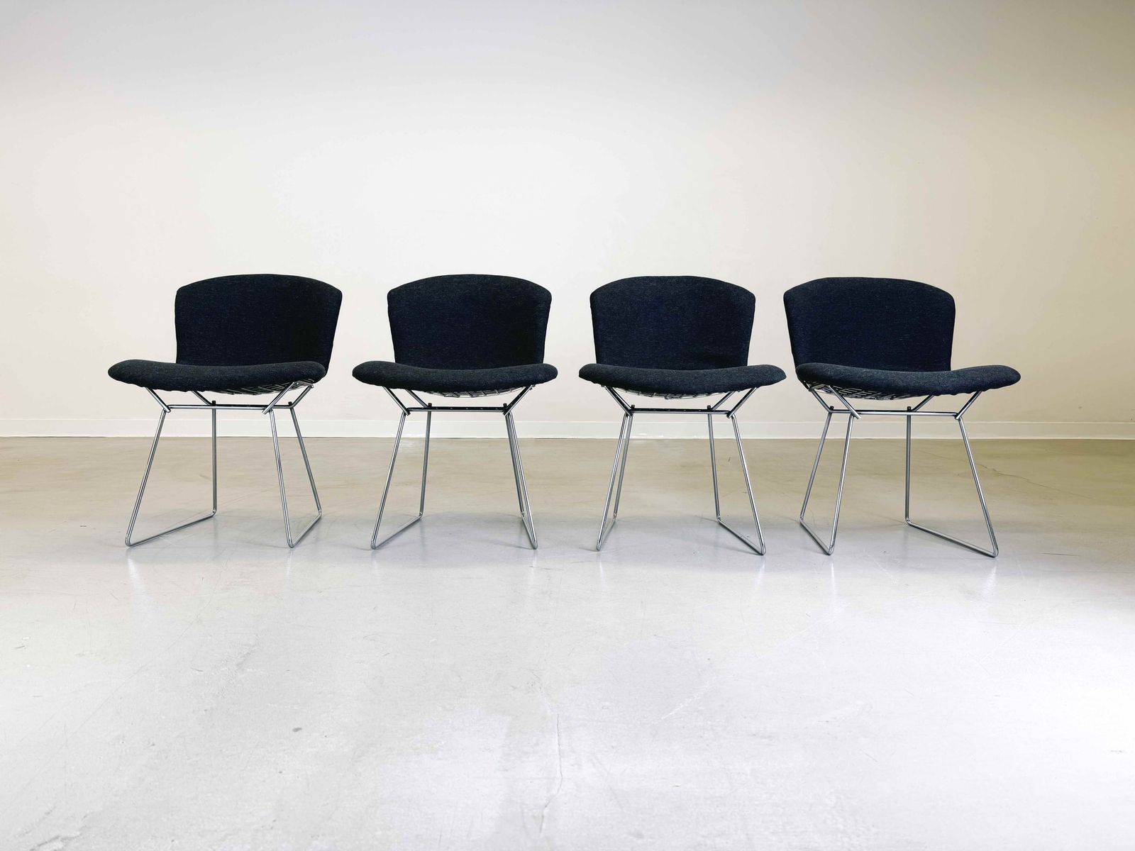 Set Of 4 Chairs Harry Bertoia Knoll Intenational 1980s Upholstered