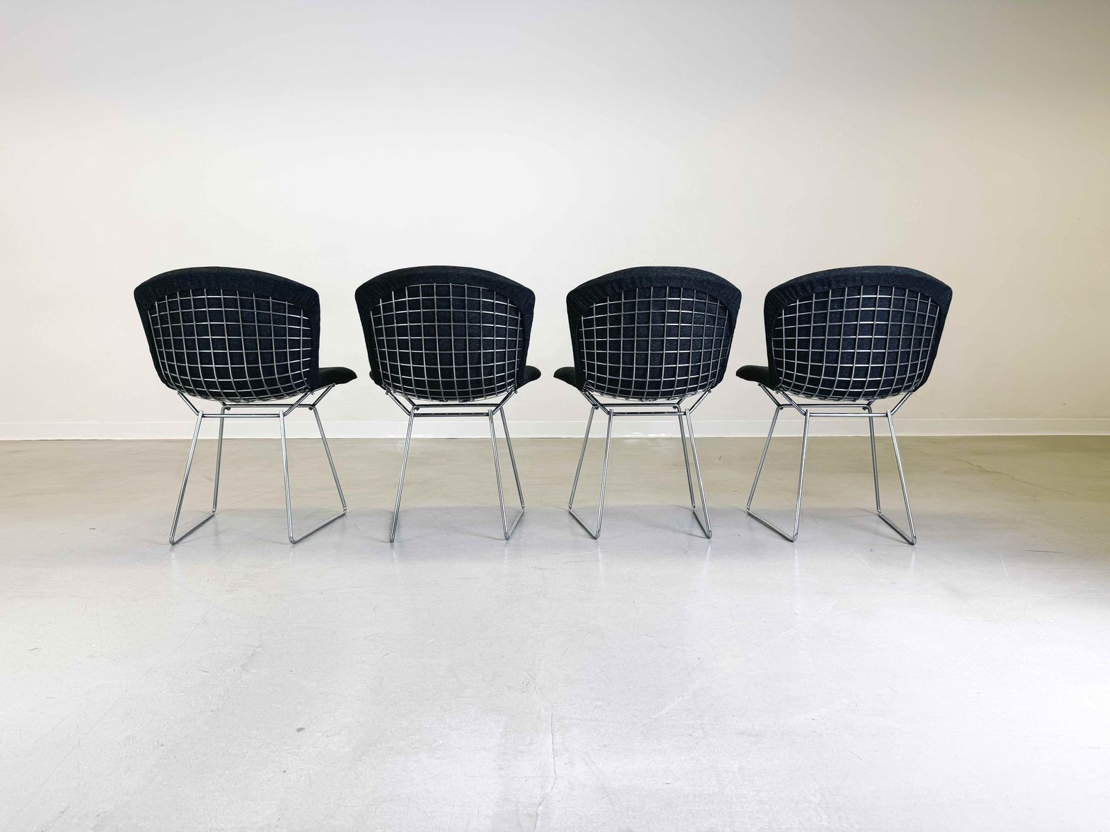 Set Of 4 Chairs Harry Bertoia Knoll Intenational 1980s Upholstered photo buy