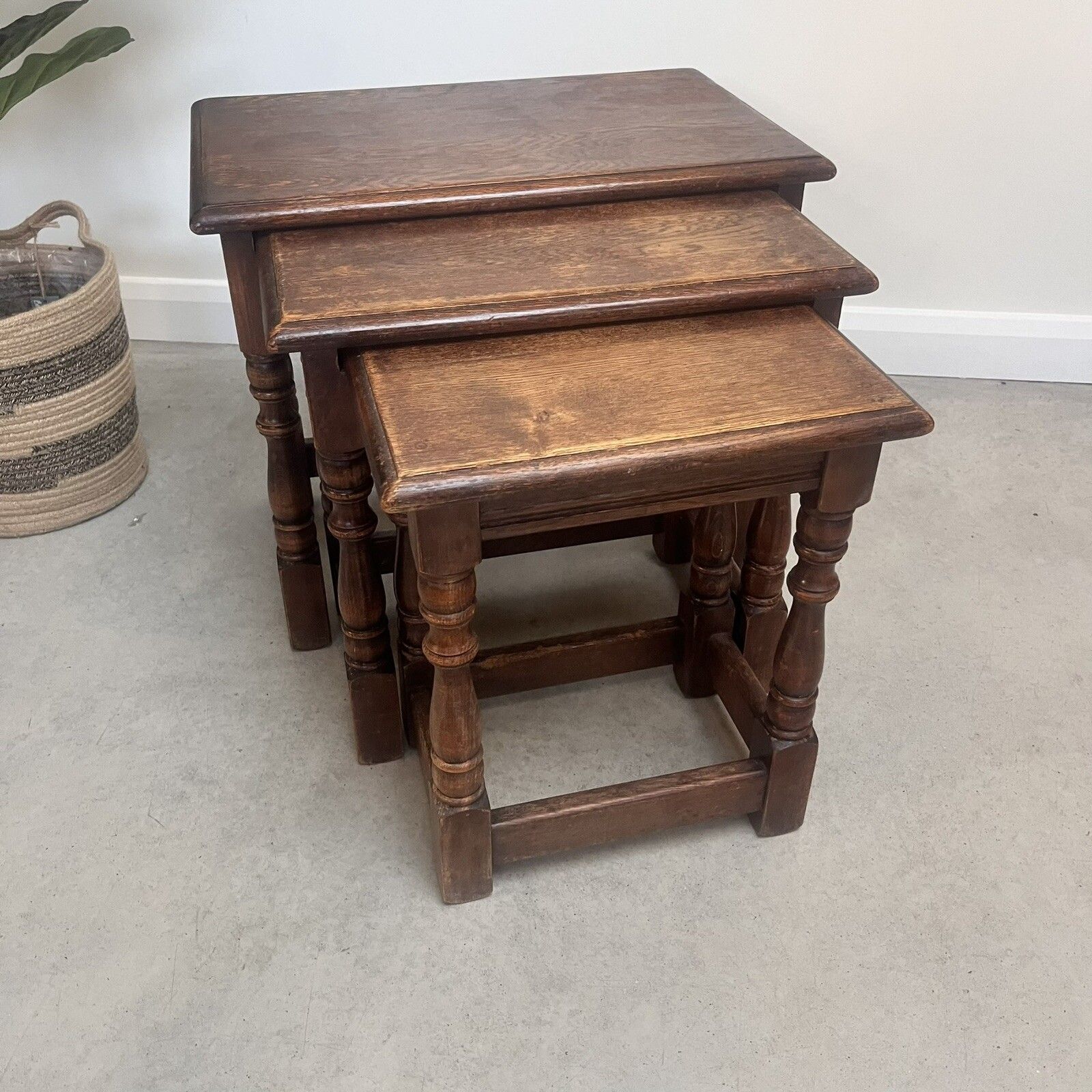Vintage Old Charm Style Oak Nest Of 3 Tables / Brown Oak C.1960 photo for sale