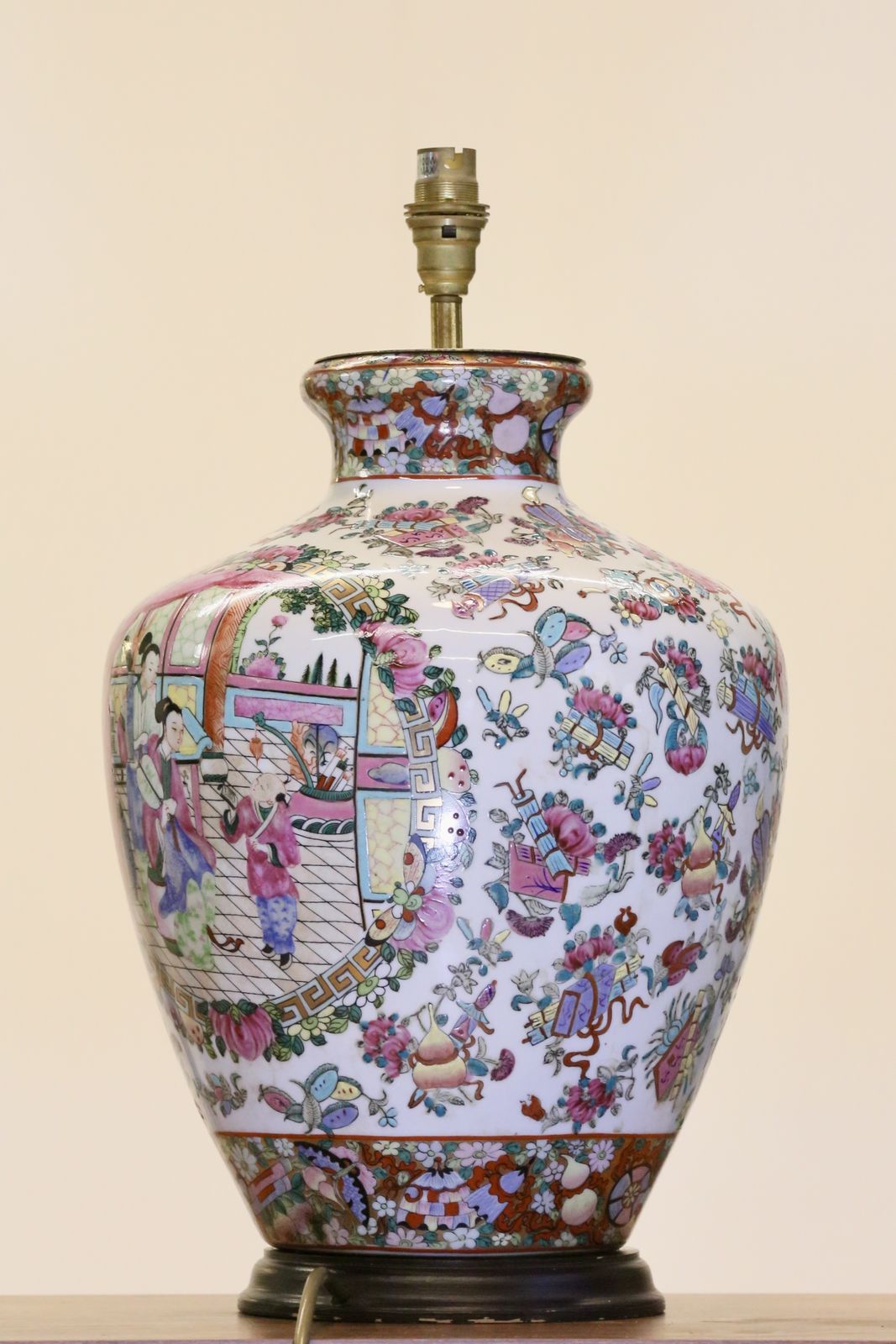 photo vinterior Pair Chinese Antique Famille Rose Porcelain Lamps With Court Scenes   51cm Height