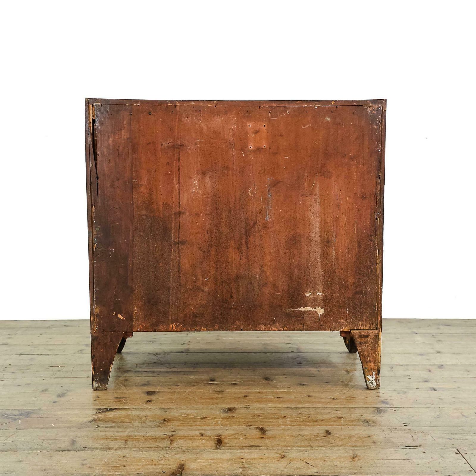 Antique Georgian Mahogany Bow Front Chest Of Drawers | Antique Storage | Bedroom Drawers | Antique Chest Of Drawer photo for sale