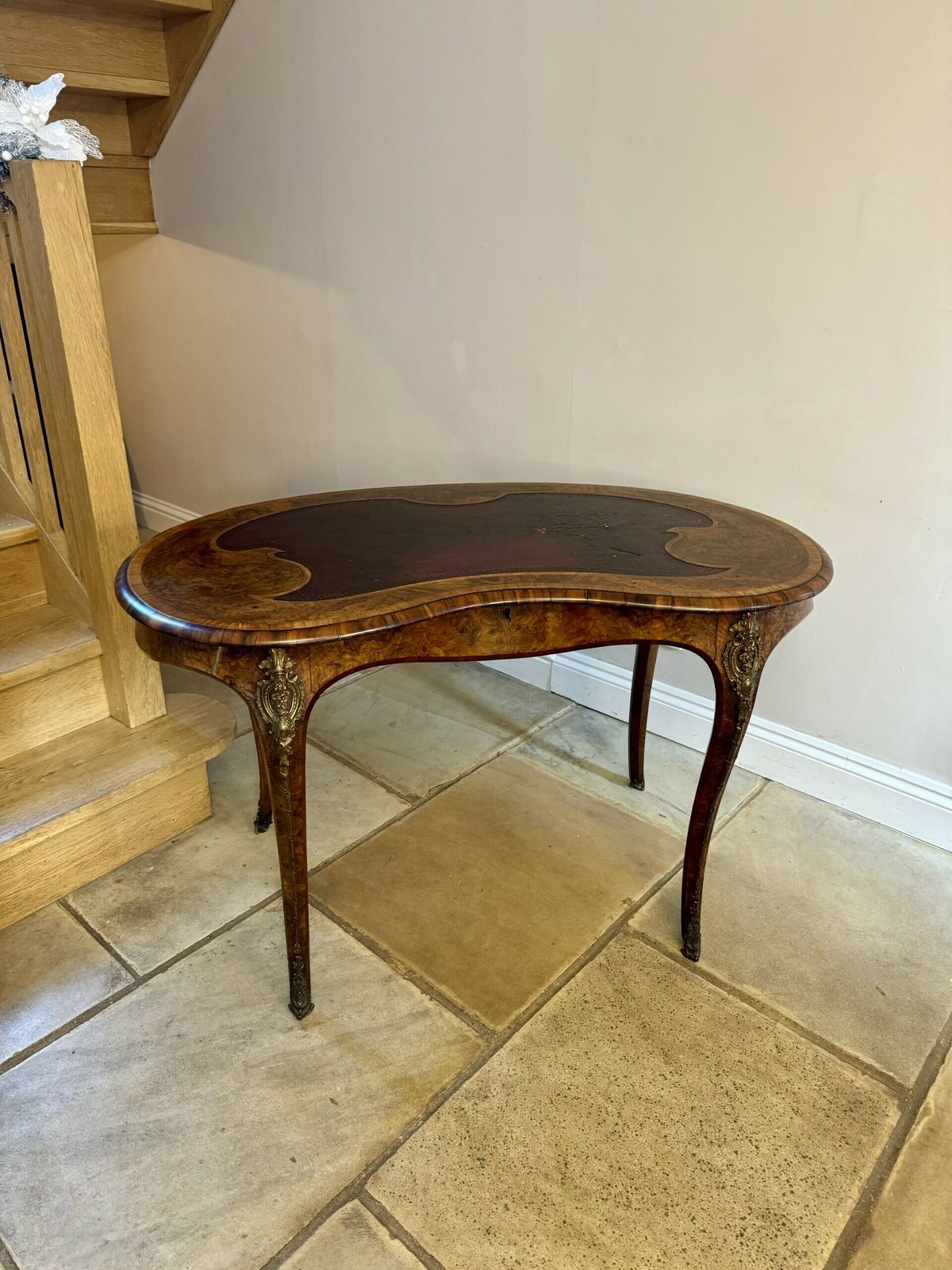 Victorian Freestanding Quality Inlaid Burr Walnut Kidney Writing Table photo furniture