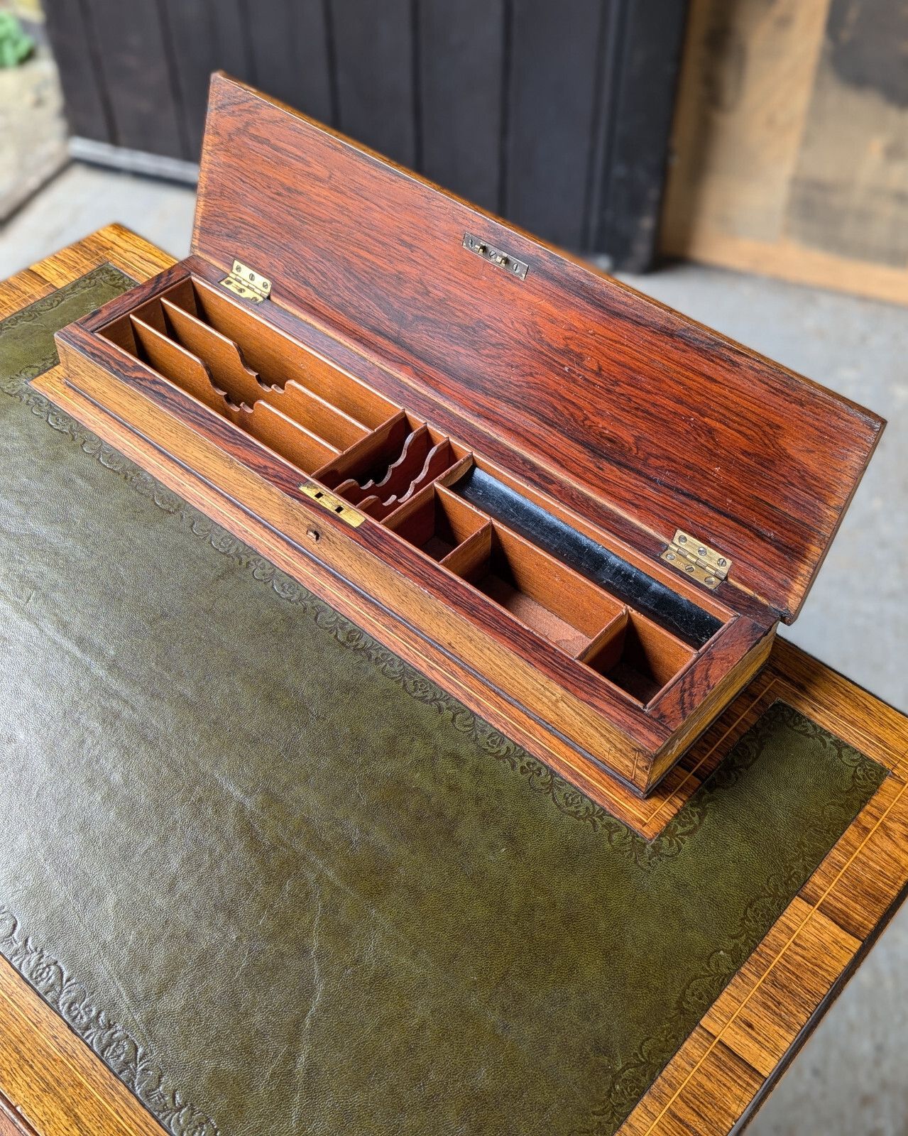 Antique Ladies Desk (Delivery Available) Bonheur Du Jour C1882 Rosewood photo vinterior