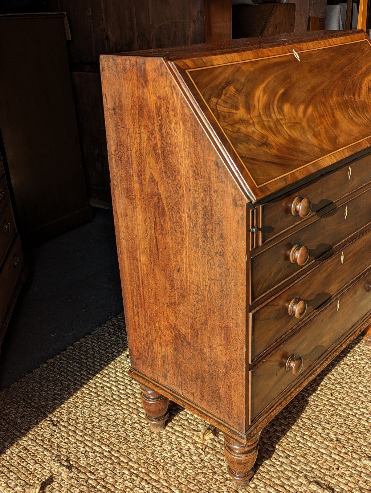 photo vintage Antique Bureau (Delivery Available) Mahogany C1820 Home Office