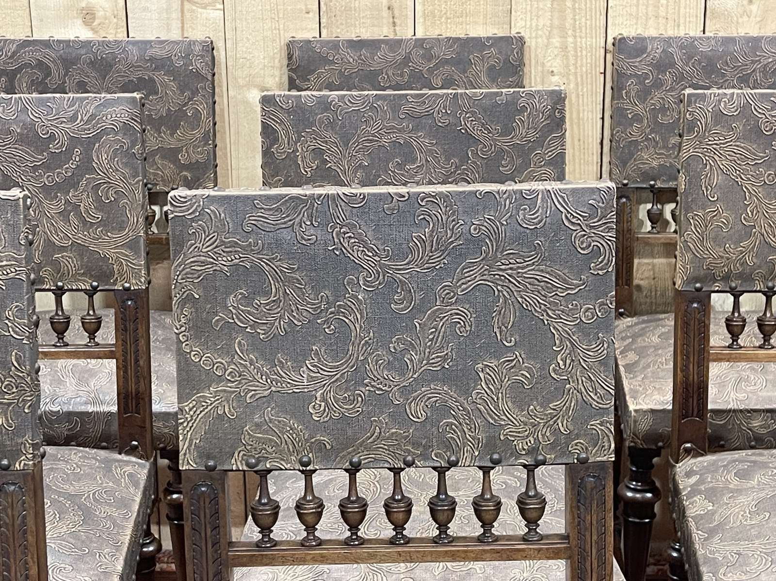photo vinterior Set Of 12 Henry II Chairs In Walnut And Leatherette, Early 20th Century