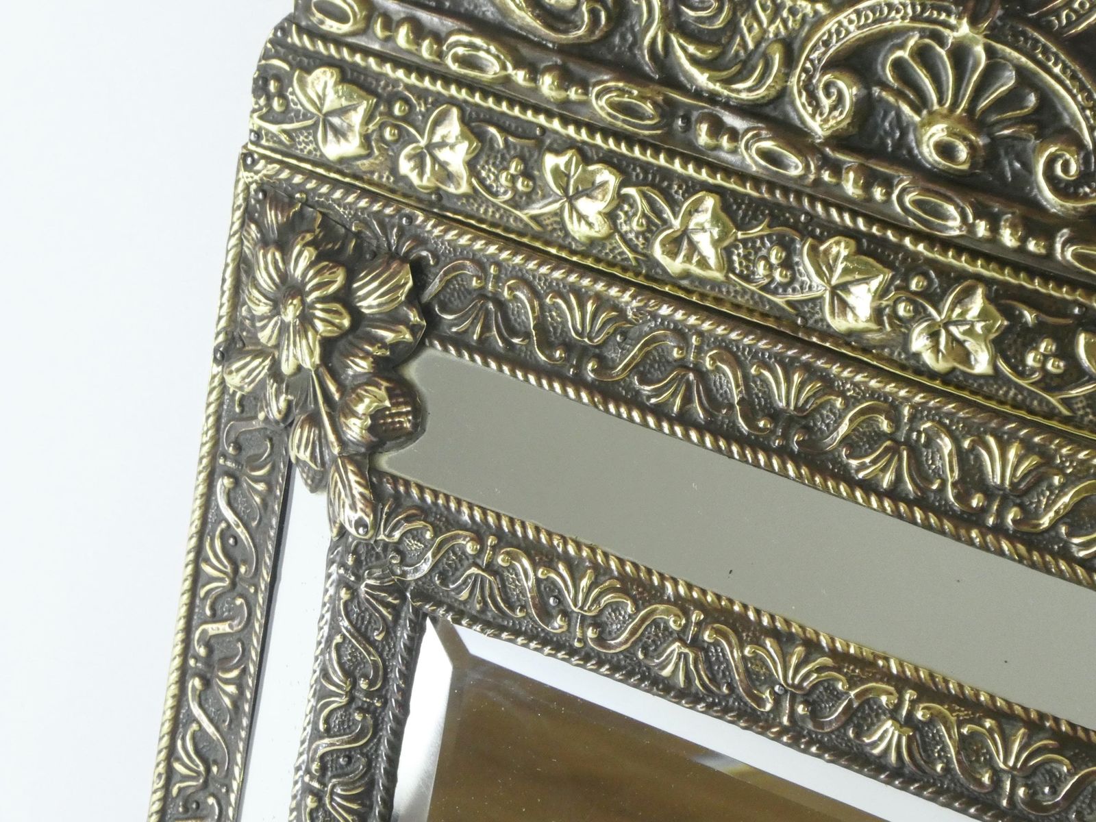 Large Hanging Dutch Copper Wall Mirror With Beveled Mirror, Unique Ornate Design, Wall Hanging photo 283.0