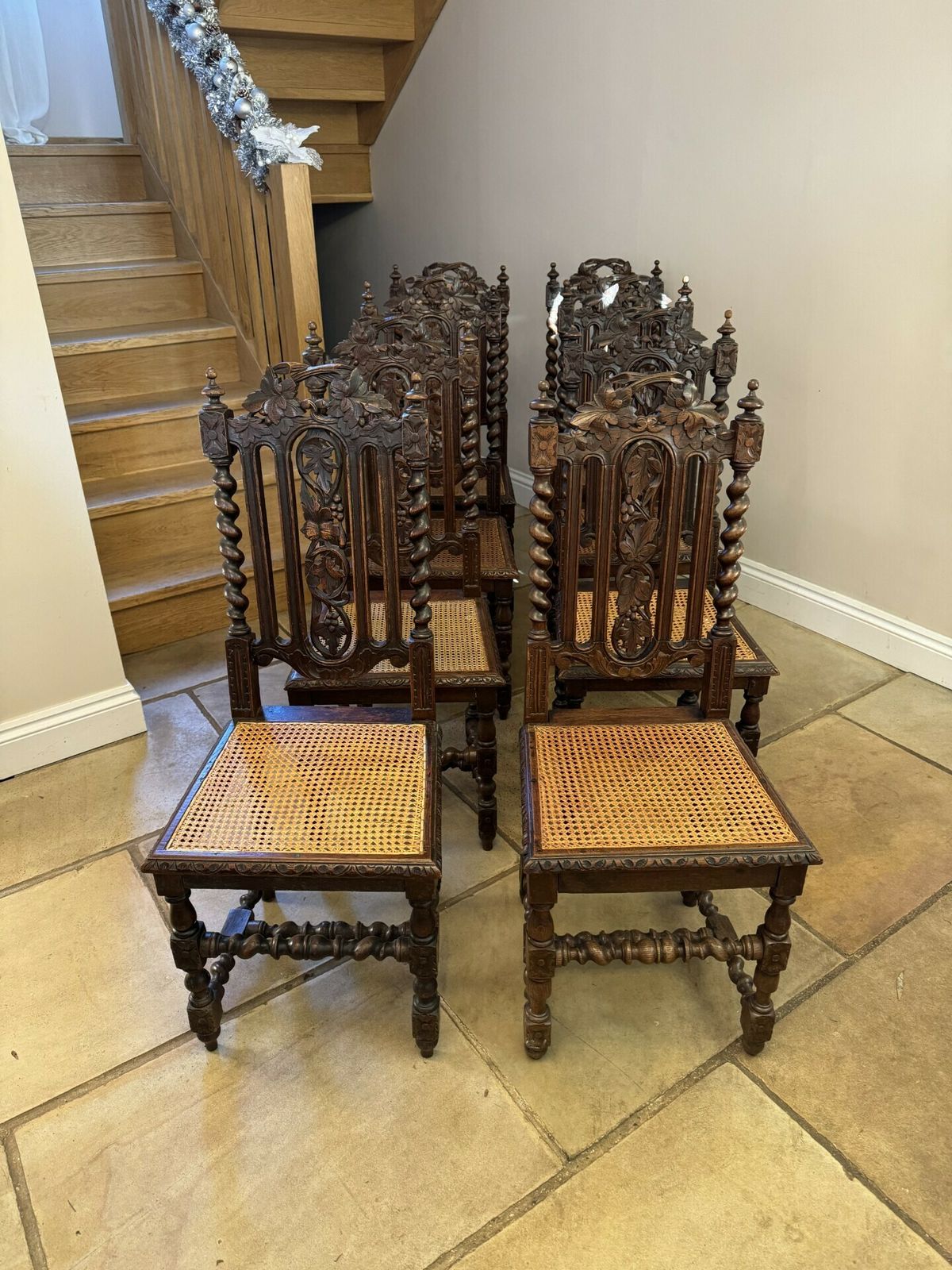 photo furniture Stylish Set Of Eight Antique Quality Carved Oak Dining Chairs