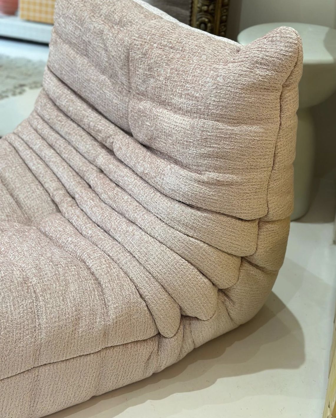 Togo Heated Chair   Pale Pink, 1970s photo 1648.0