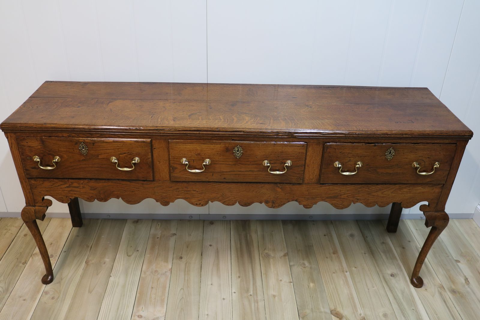 photo vinterior Good 18th Century English Oak Side Table / Dresser Base