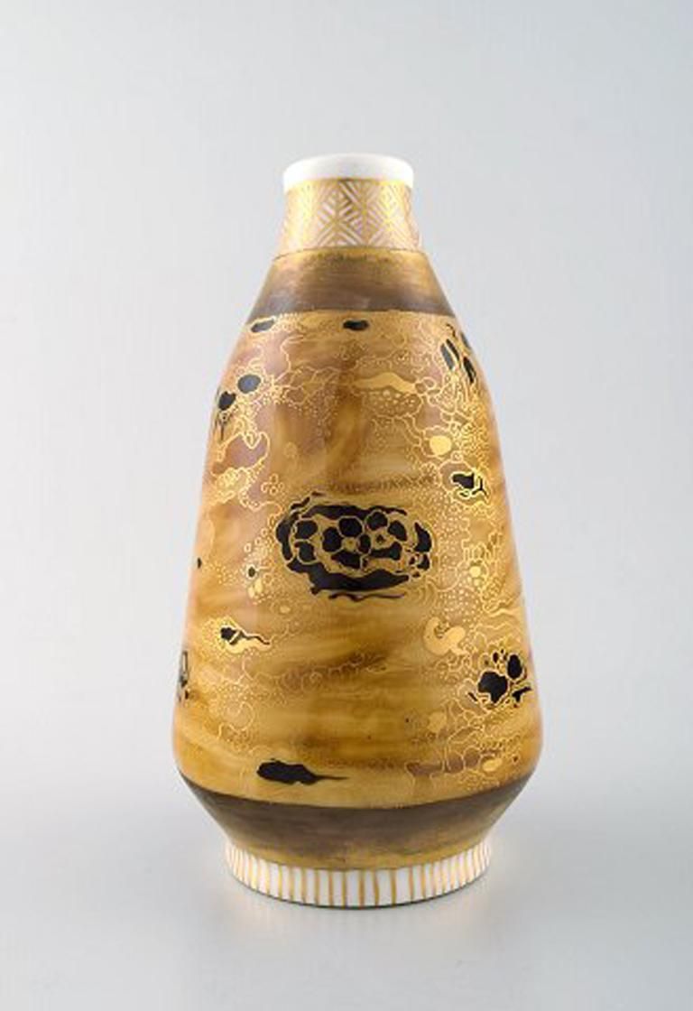 Theodor Larsen For Royal Copenhagen, A Pair Of Porcelain Vases, Japanism photo furniture