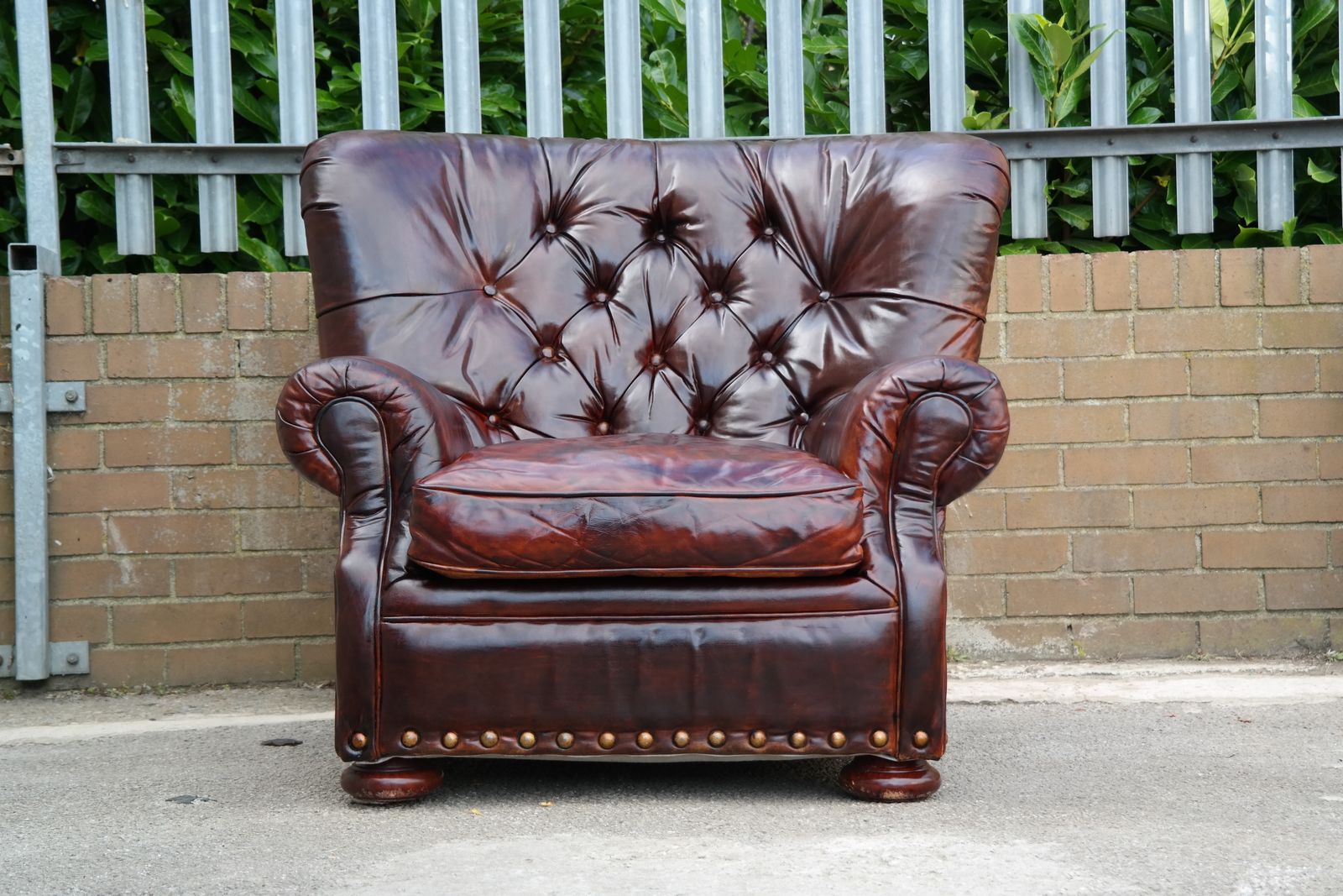 Restoration Hardware Writers Henredon Leather Armchair Footstool Antique Brown photo vintage