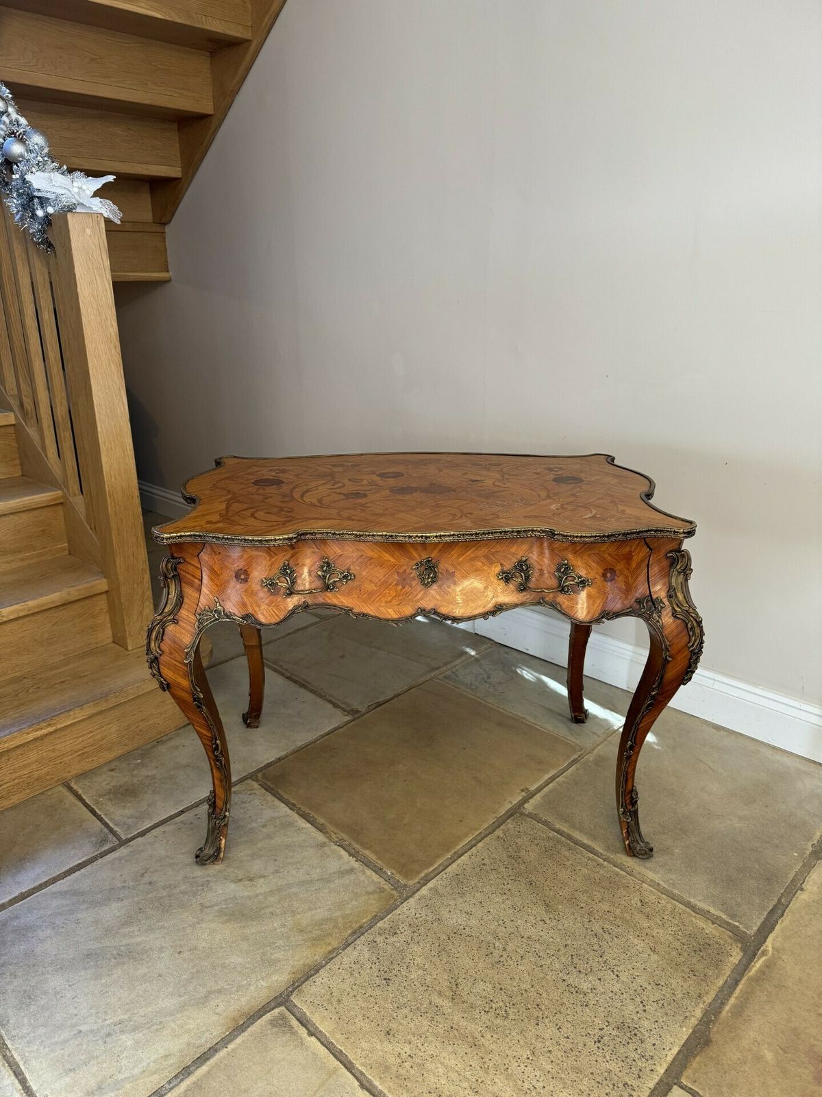 photo for sale Outstanding Quality Antique 19th Century Freestanding French Kingwood Marquetry Inlaid Centre Table