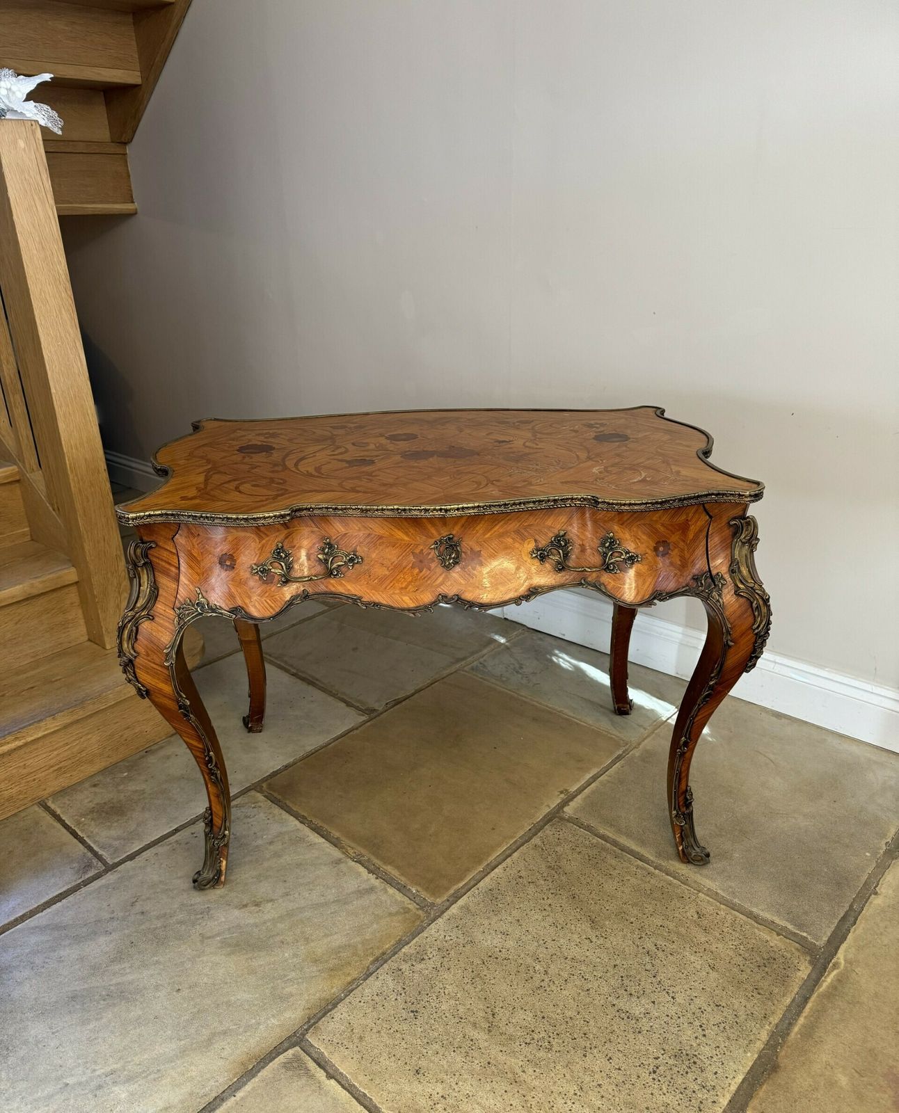 Furniture Outstanding Quality Antique 19th Century Freestanding French Kingwood Marquetry Inlaid Centre Table photo