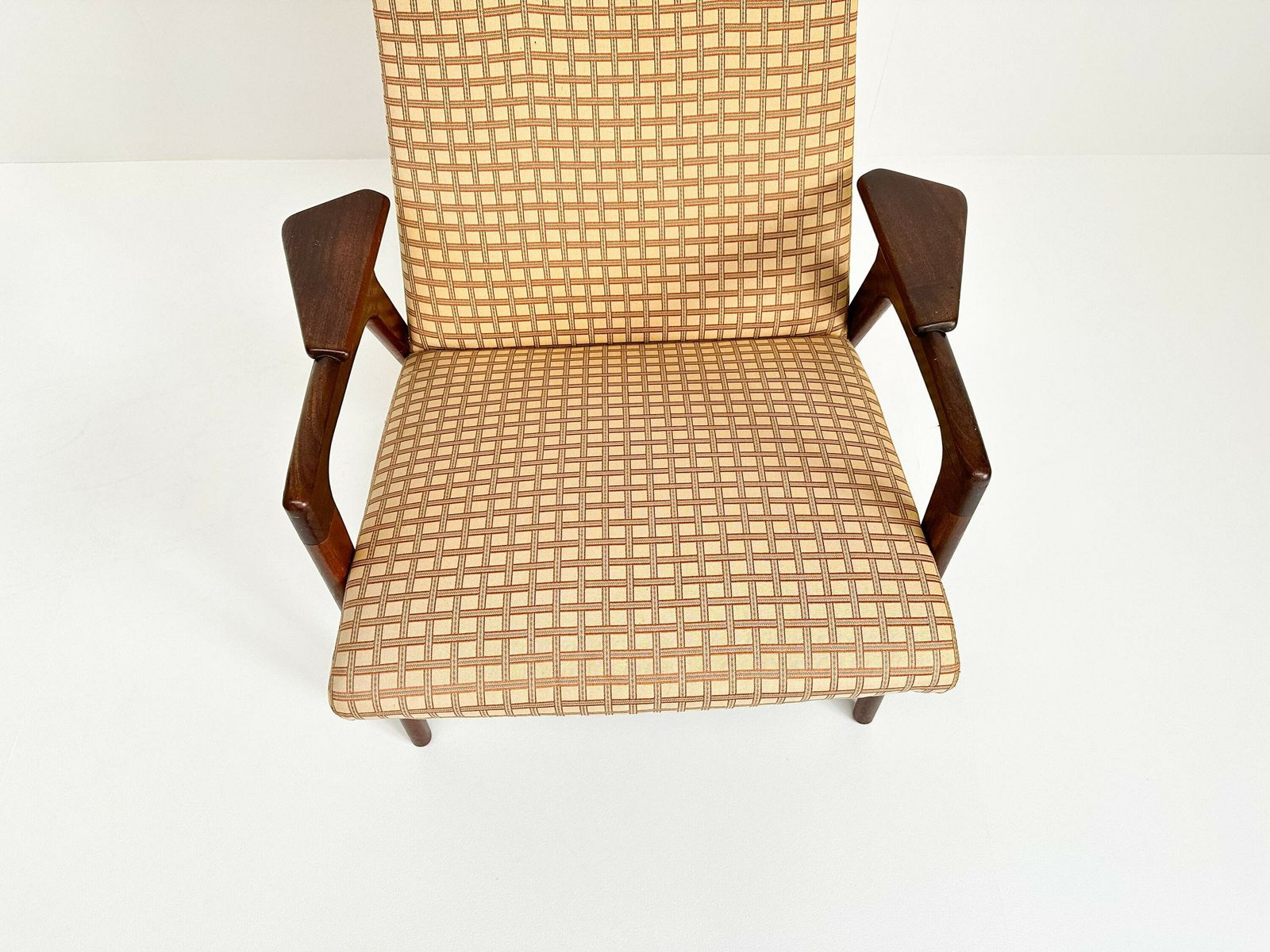 photo furniture Midcentury 'Ruster' Chair By Yngve Ekström For Pastoe